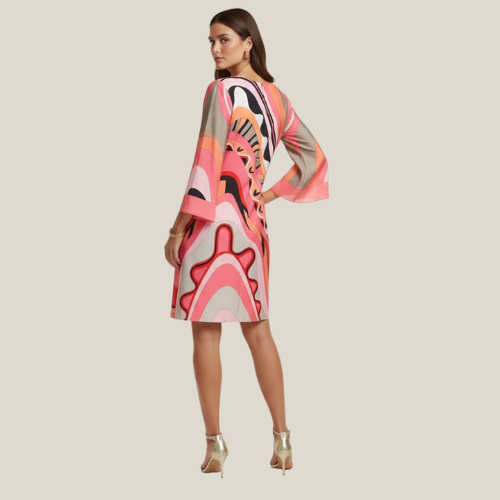 Amara – Elegant Round Neck Dress