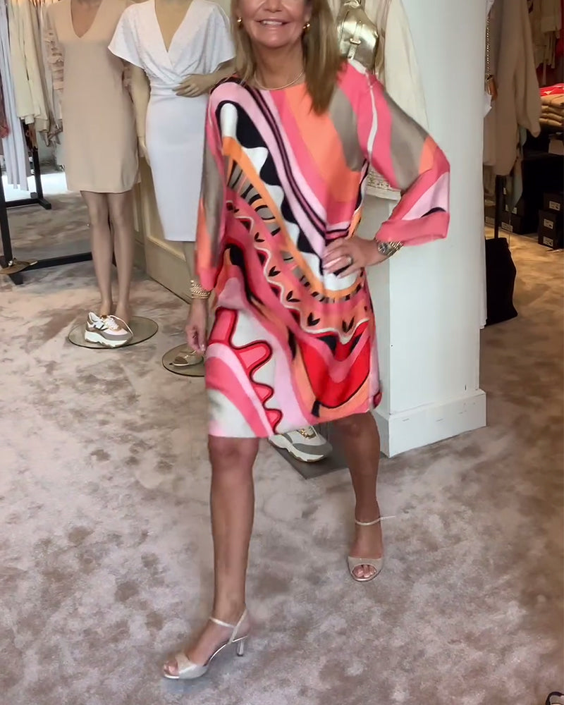 Amara – Elegant Round Neck Dress